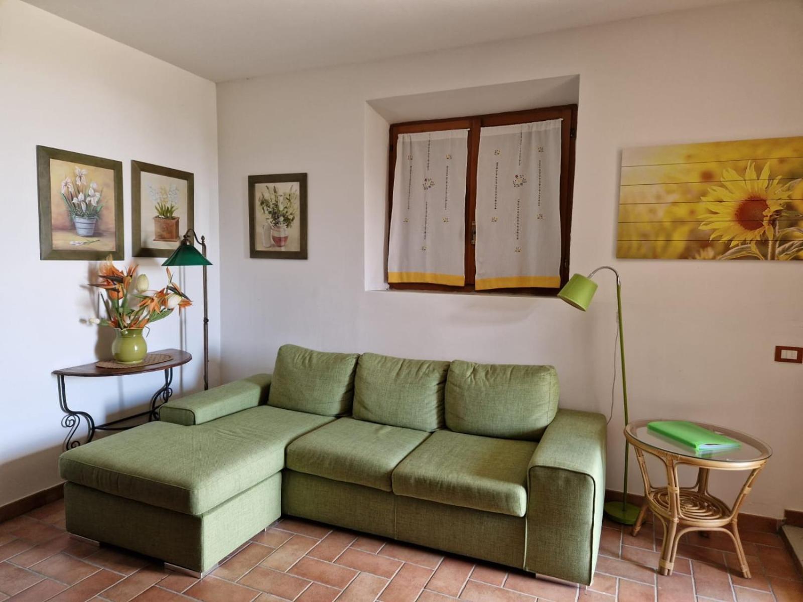 Villa Orizzonte คาสเตลนูโอโว เบราร์เดนกา ภายนอก รูปภาพ